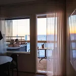 Nallikari Seaside Aalto Apart-hotel
